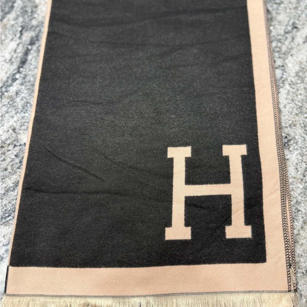 New Hermès Beige and Black H-Patterned Scarf